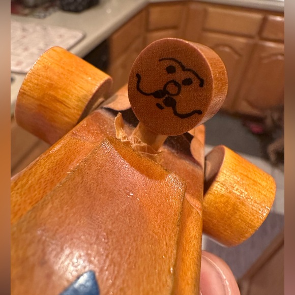 TUFFER USA Wooden Handmade Race Car W Yellow And Blue Detailing - Picture 8 of 16